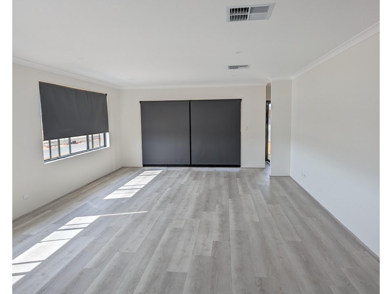 17 Osmia Street, Anketell WA 6167