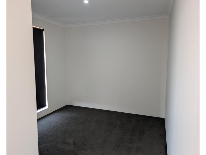 17 Osmia Street, Anketell WA 6167