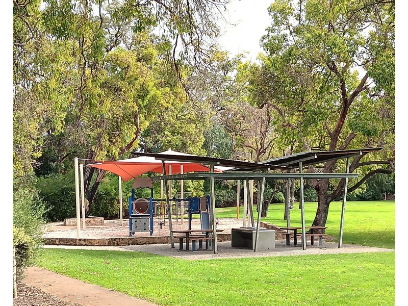 25/22 Rinaldo Crescent, Coolbellup WA 6163