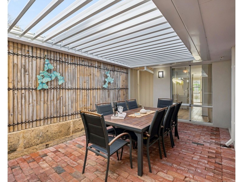9B Senna Close, Coogee WA 6166