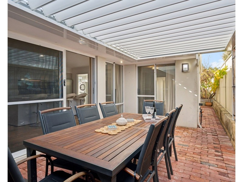 9B Senna Close, Coogee WA 6166