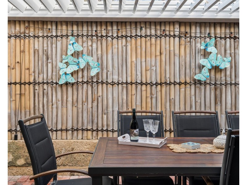 9B Senna Close, Coogee WA 6166