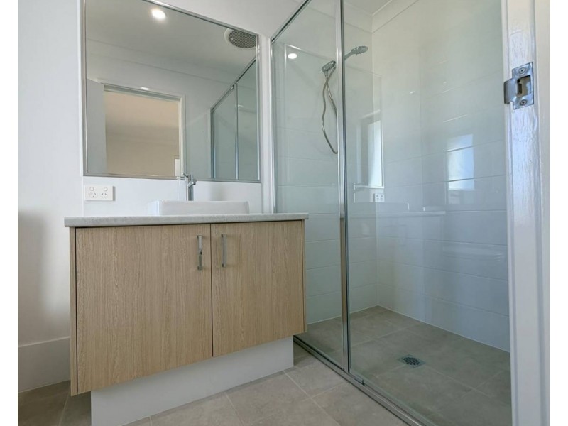 9 Inclusion Road, Yanchep WA 6035