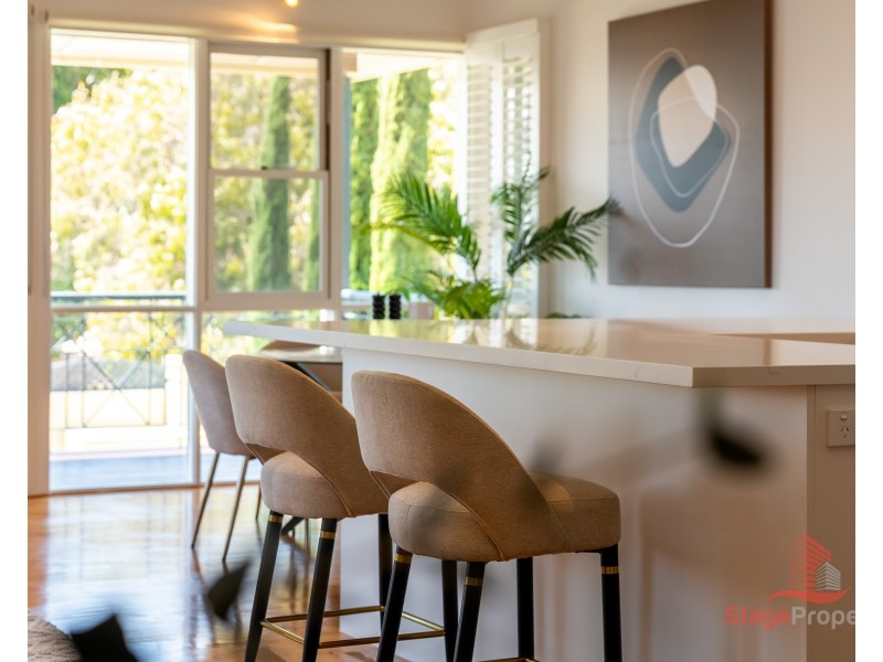 10 Cliff Road, Claremont WA 6010