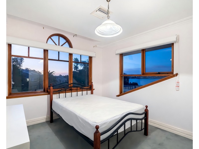 6 Moreing Road, Attadale WA 6156