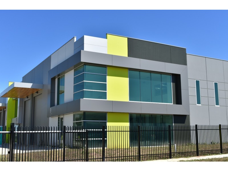 1/22 Corporate Drive, Cranbourne West VIC 3977