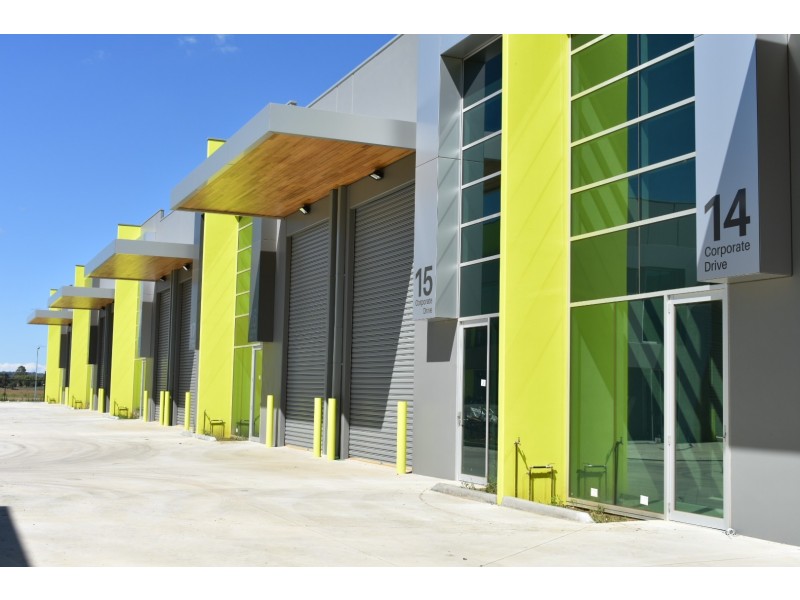 1/22 Corporate Drive, Cranbourne West VIC 3977