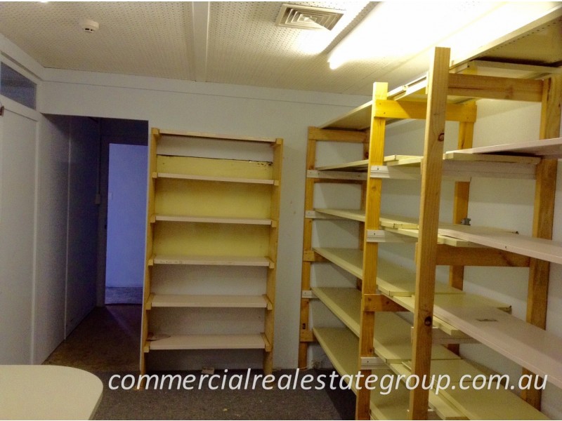 9 Aristoc Road, Glen Waverley VIC 3150