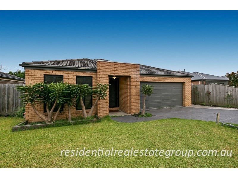 5 Lily Place, Cranbourne VIC 3977