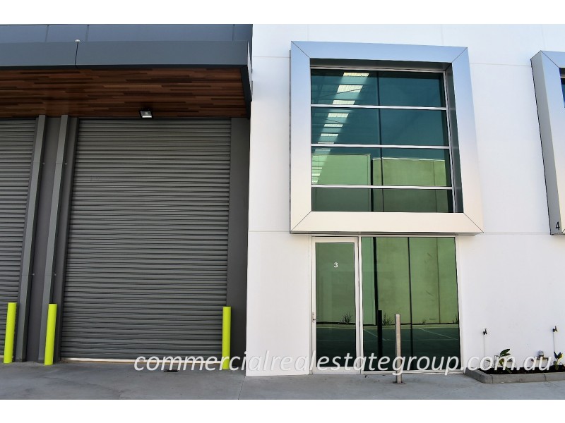 10/14 Commercial Drive, Pakenham VIC 3810