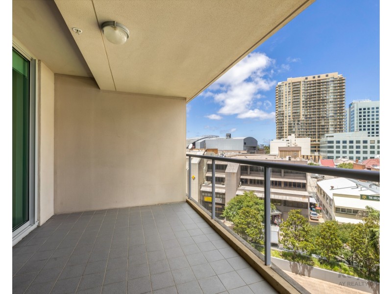 716/2A Help Street, Chatswood NSW 2067