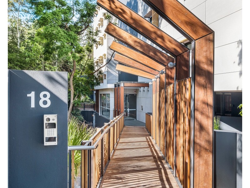 306/18 Freeman Road, Chatswood NSW 2067