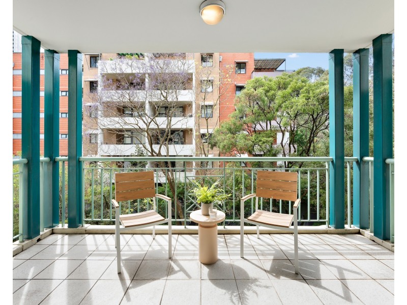 607/10 Freeman Road, Chatswood NSW 2067