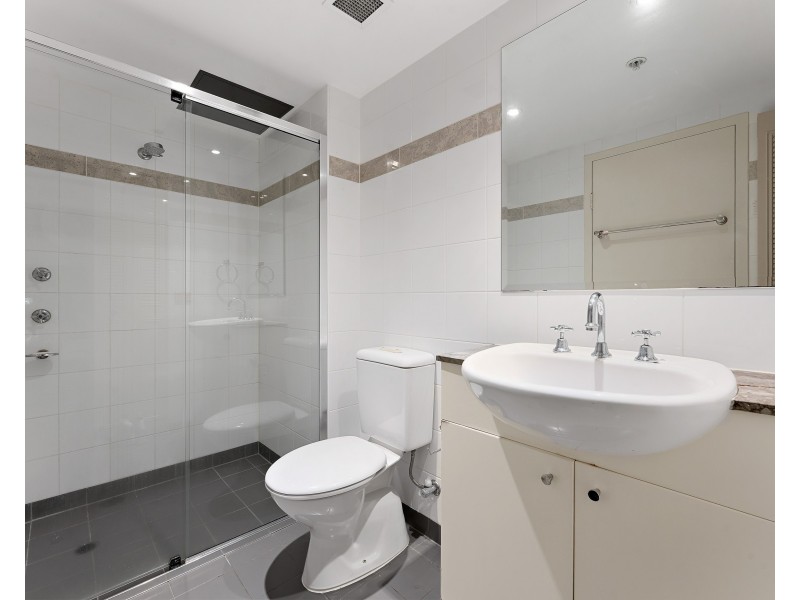 1811/2A Help Street, Chatswood NSW 2067