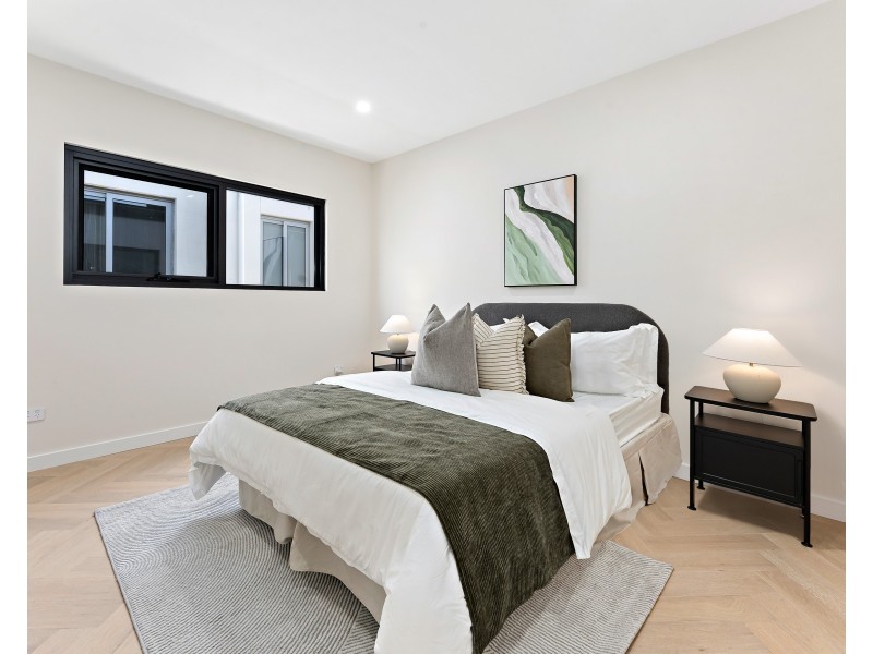 11 Fairyland Avenue, Chatswood NSW 2067