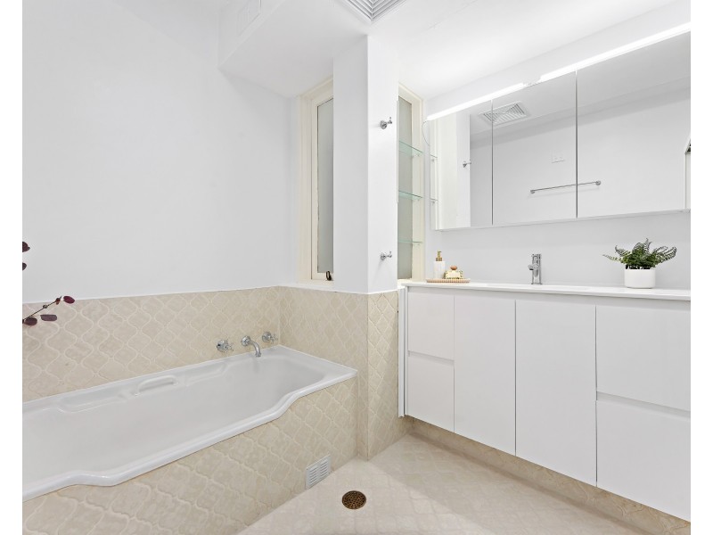 13/822 Pacific Highway, Chatswood NSW 2067
