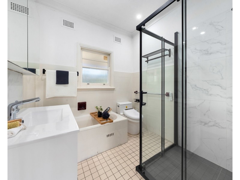 210 Ryde Road, West Pymble NSW 2073