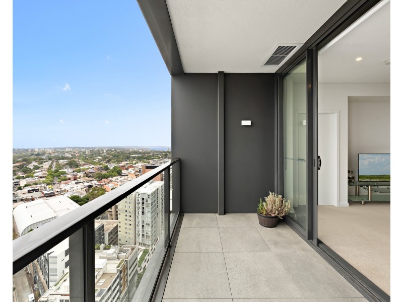 2408/472 Pacific Highway, St Leonards NSW 2065