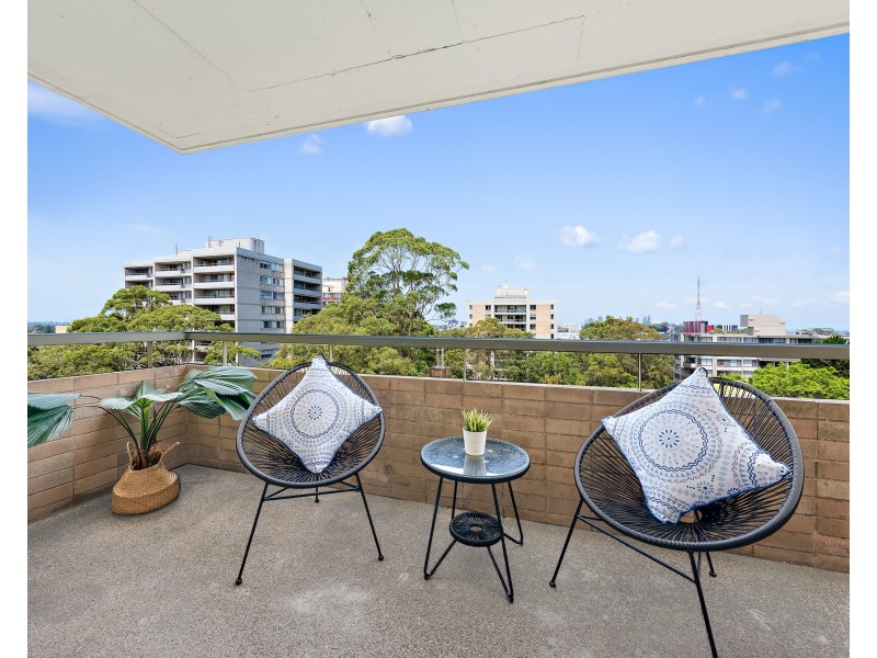 40/5 Broughton road, Artarmon NSW 2064