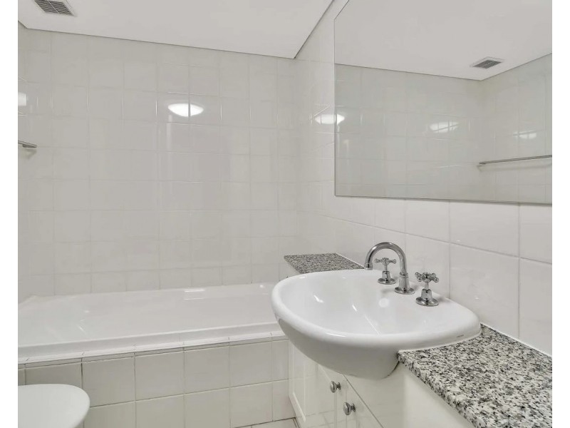 8/1-3 Gordon Avenue Chatswood, Chatswood NSW 2067