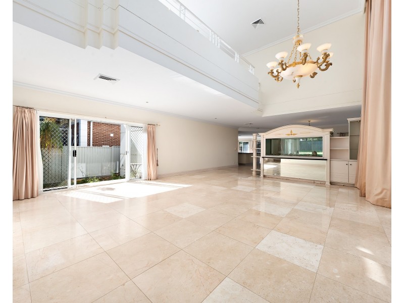 15 Chatswood Avenue, Chatswood NSW 2067