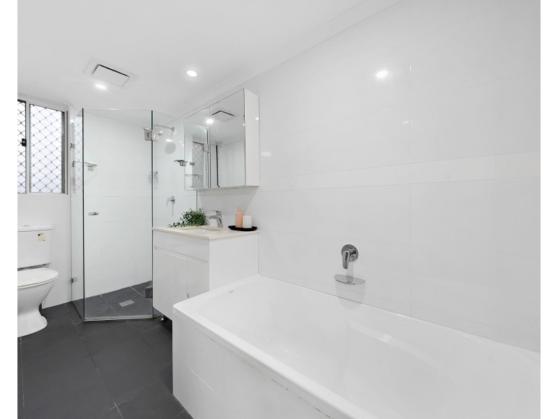 15/1-5 Penkivil Street, Willoughby NSW 2068