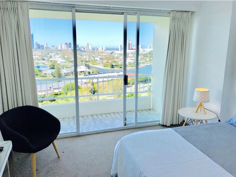 56 Hooker Boulevard, Mermaid Waters QLD 4218