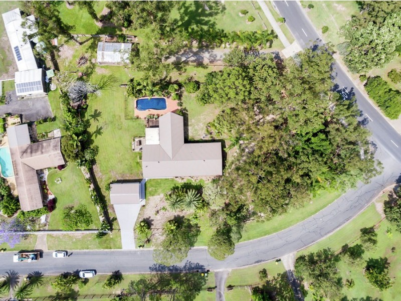 1 Oberon Way, Oxenford QLD 4210