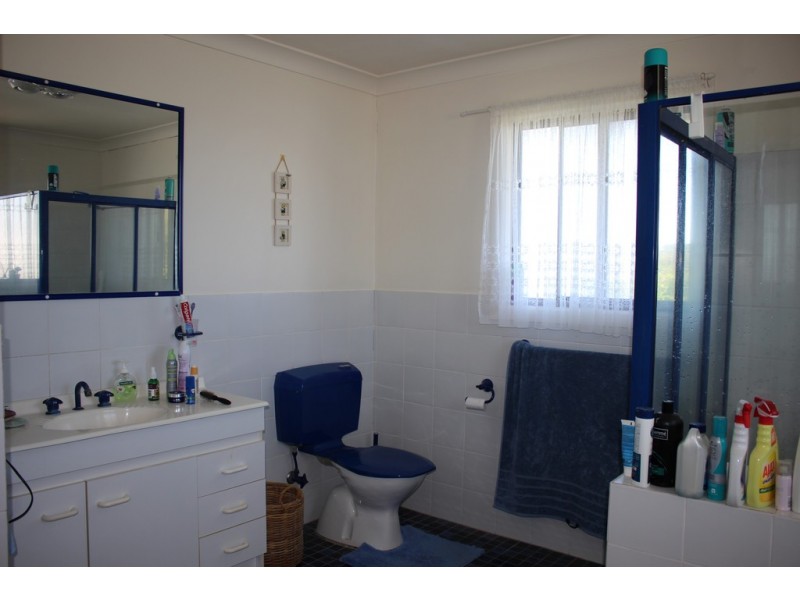 253 Bulwer Street, Tenterfield NSW 2372