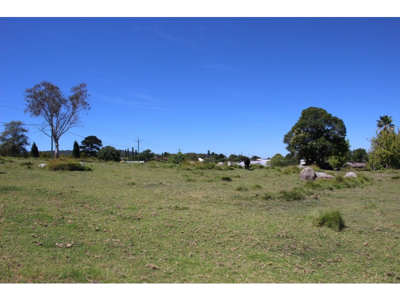 253 Bulwer Street, Tenterfield NSW 2372