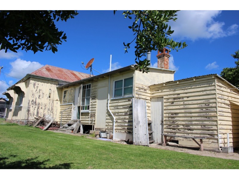 23 Scott Street, Tenterfield NSW 2372