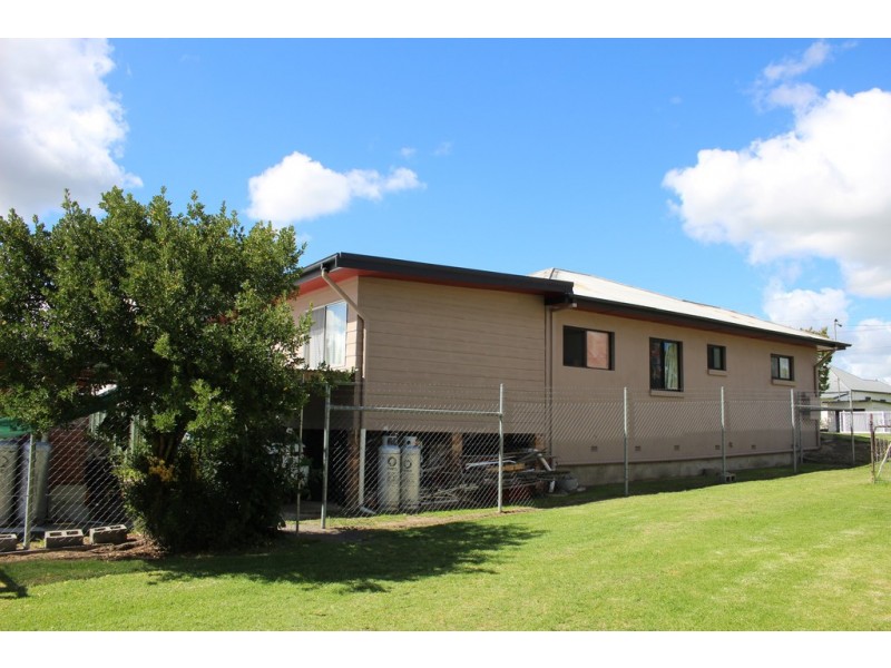 23 Scott Street, Tenterfield NSW 2372