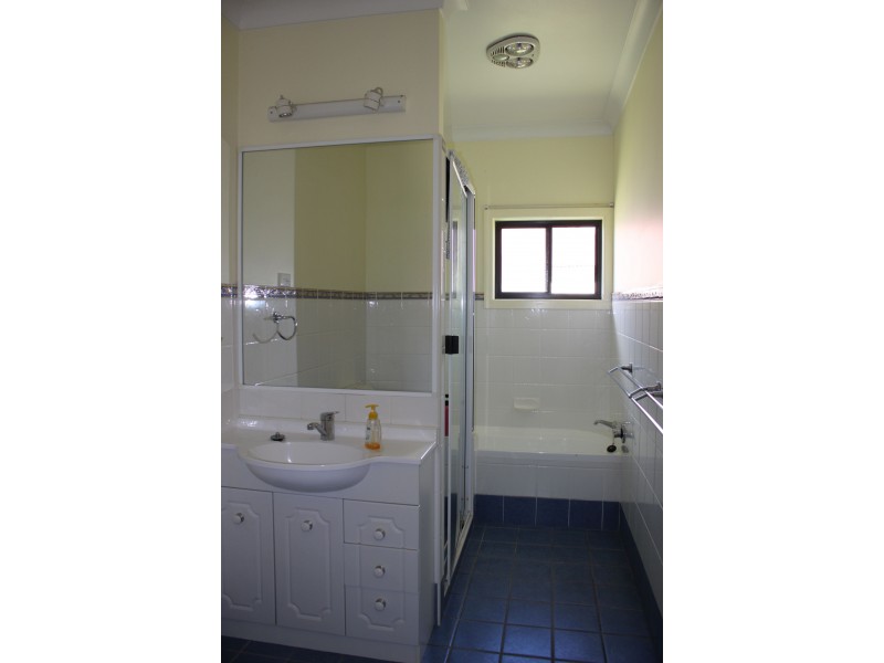 23 Scott Street, Tenterfield NSW 2372