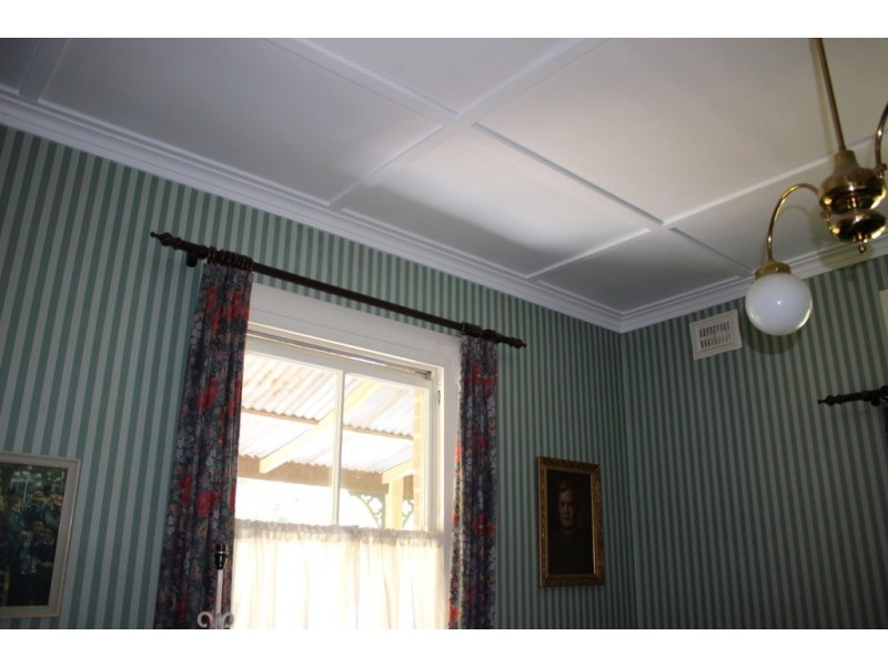 91 Rouse Street, Tenterfield NSW 2372