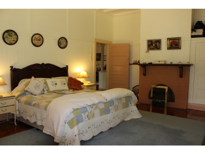 66 Duncan Street, Tenterfield NSW 2372