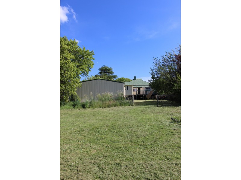 38 Molesworth Street, Tenterfield NSW 2372