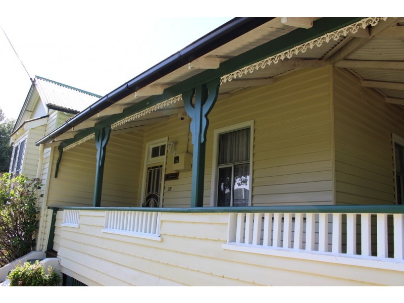 38 Molesworth Street, Tenterfield NSW 2372
