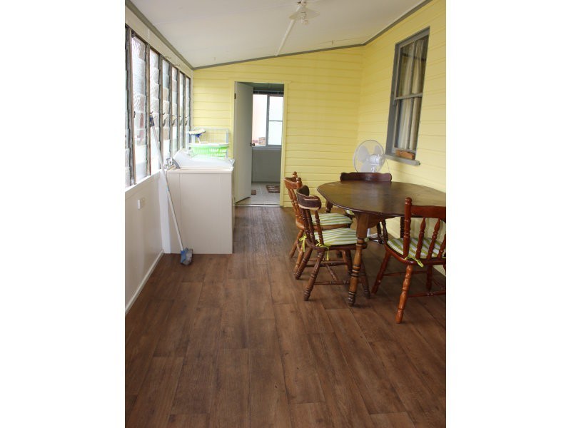 68 Scott Street, Tenterfield NSW 2372