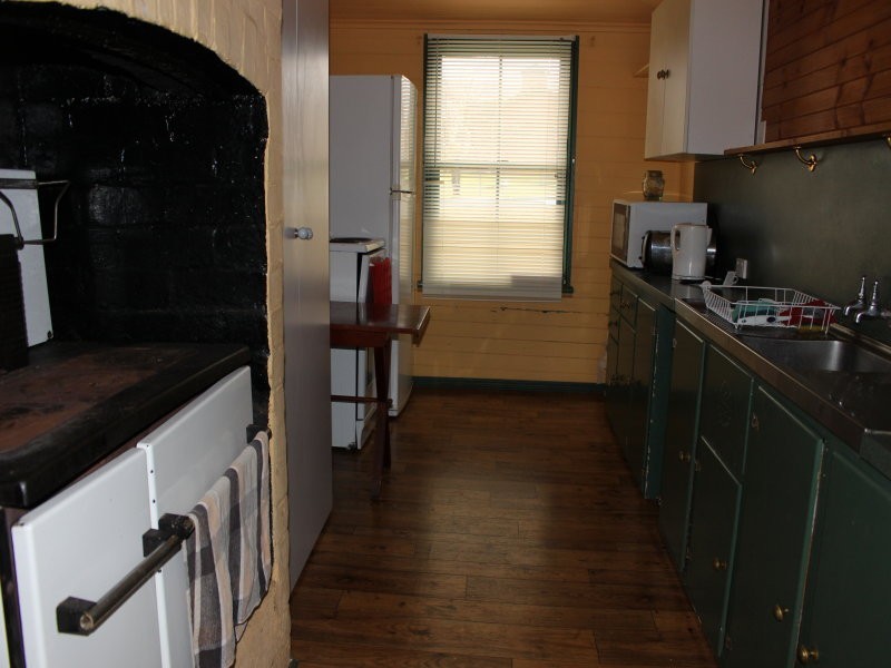 68 Scott Street, Tenterfield NSW 2372