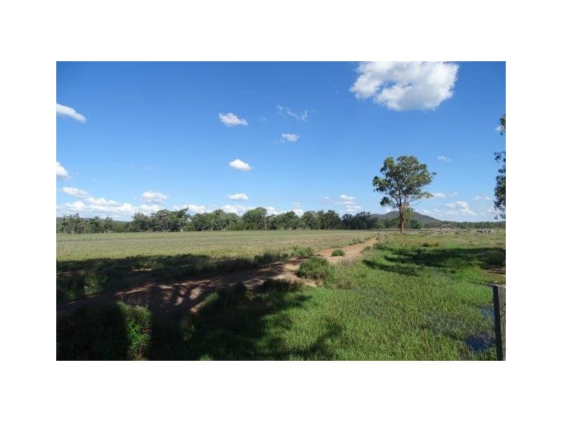 870 Thanes Creek Road, Warwick QLD 4370