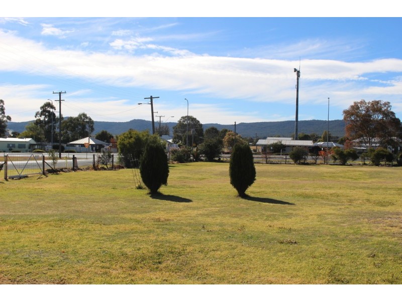 53 Rayleigh Street, Wallangarra QLD 4383