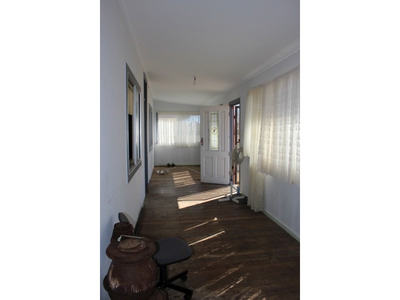 49 Clive Street, Tenterfield NSW 2372