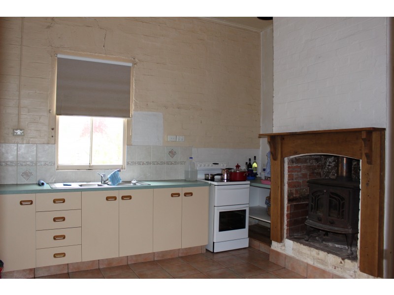 50 Wood Street, Tenterfield NSW 2372