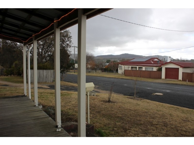62 High Street, Tenterfield NSW 2372