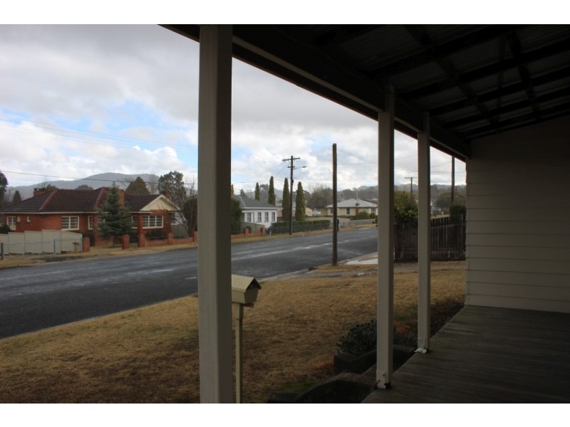 62 High Street, Tenterfield NSW 2372