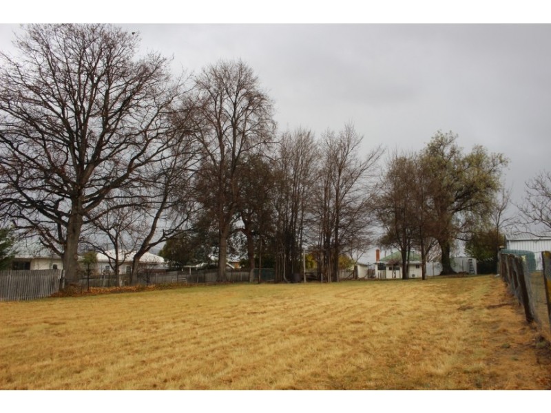 62 High Street, Tenterfield NSW 2372