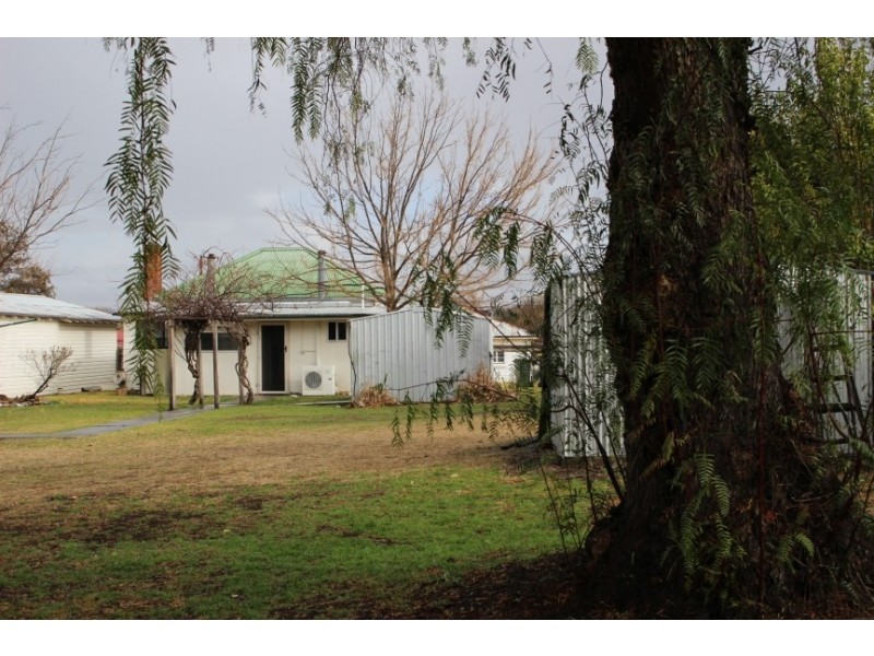 62 High Street, Tenterfield NSW 2372