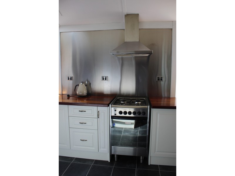 83 Bulwer Street, Tenterfield NSW 2372