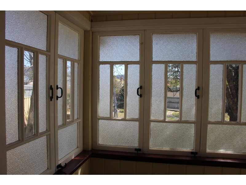 83 Bulwer Street, Tenterfield NSW 2372