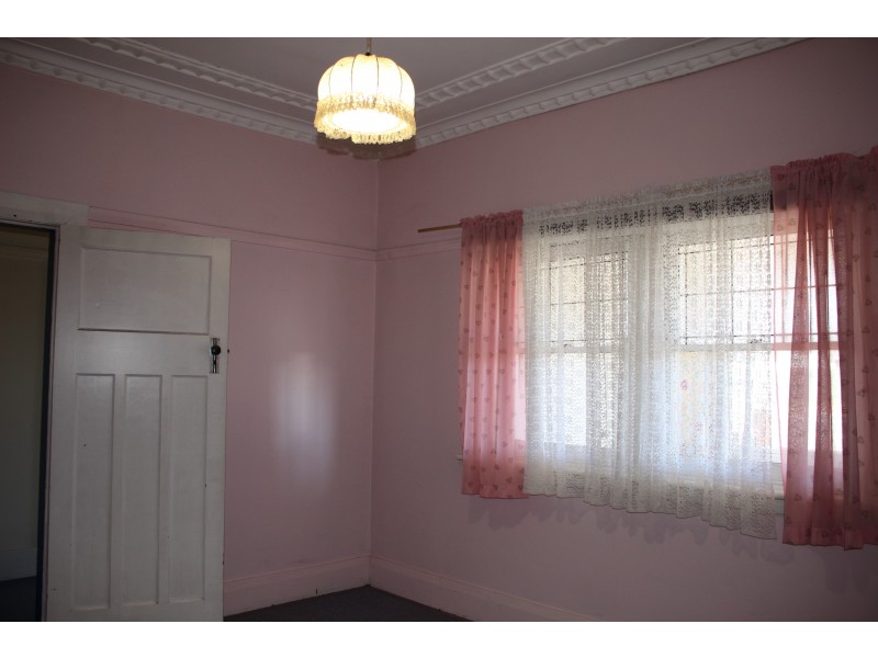 131 Rouse Street, Tenterfield NSW 2372